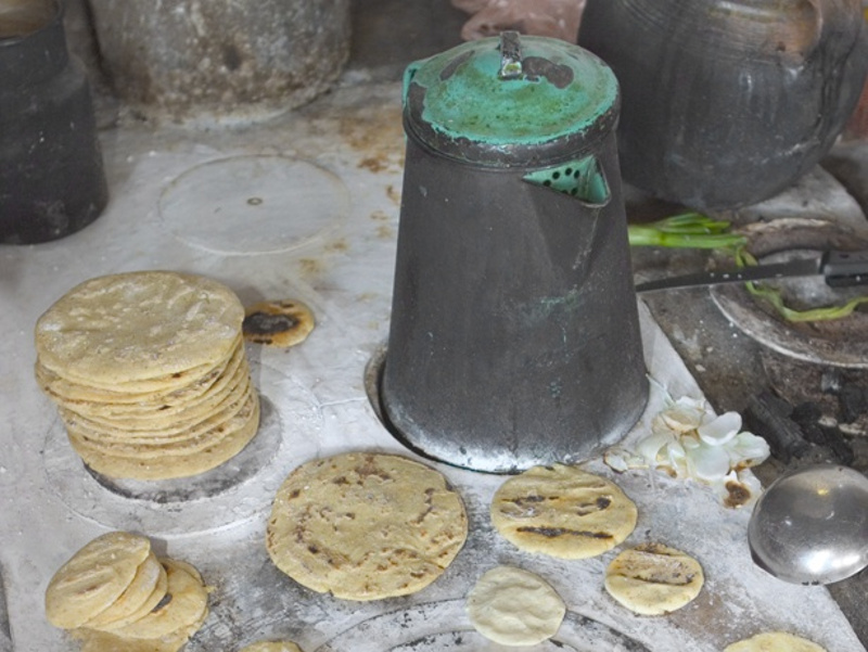 A Full Salvadoran Breakfast